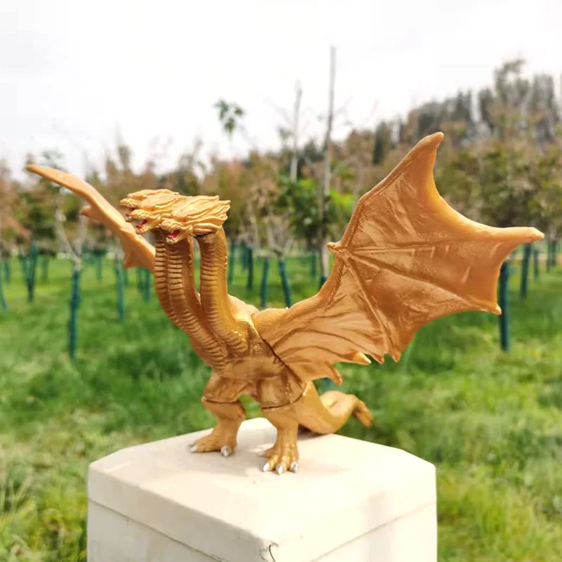 Grote maat driekoppige draak K - Model Kit Vs Action Figure recensie en prijs
