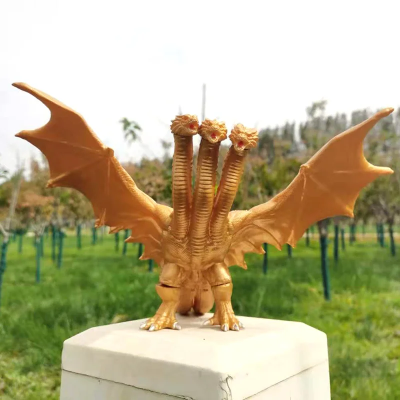 Grote maat driekoppige draak K - Model Kit Vs Action Figure recensie en prijs